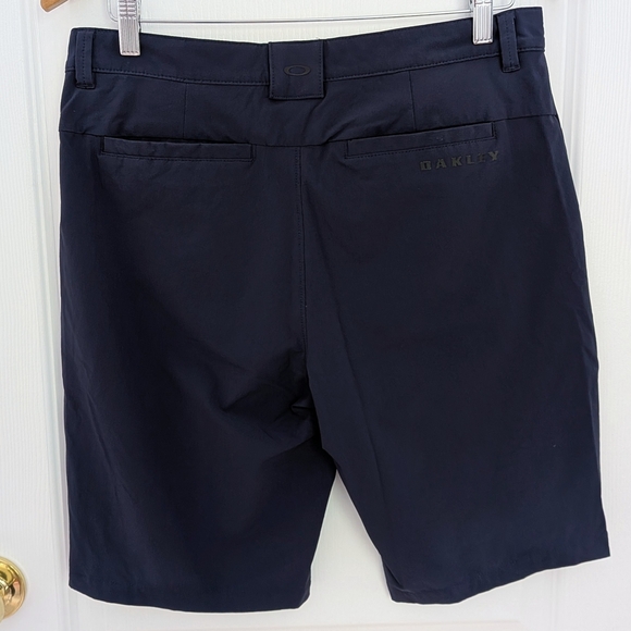 Oakley Men’s Tailored Flat Front Shorts – Navy Blue, Waist 32 #11 - Picture 2 of 6